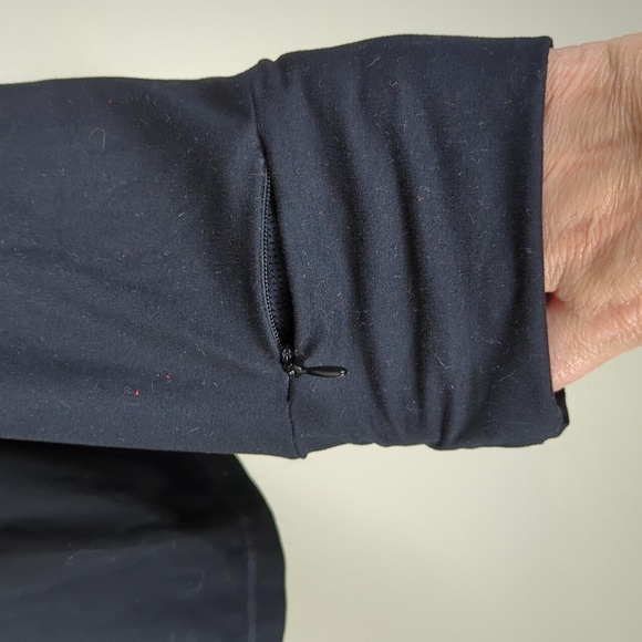 Fabletics Hooded Top - Picture 5 of 7